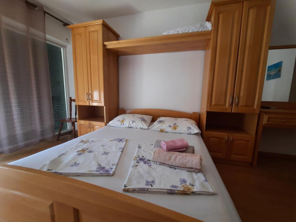 San Lorenzo Lopar Dış mekan fotoğraf