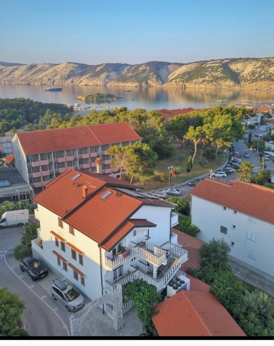 San Lorenzo Lopar Dış mekan fotoğraf