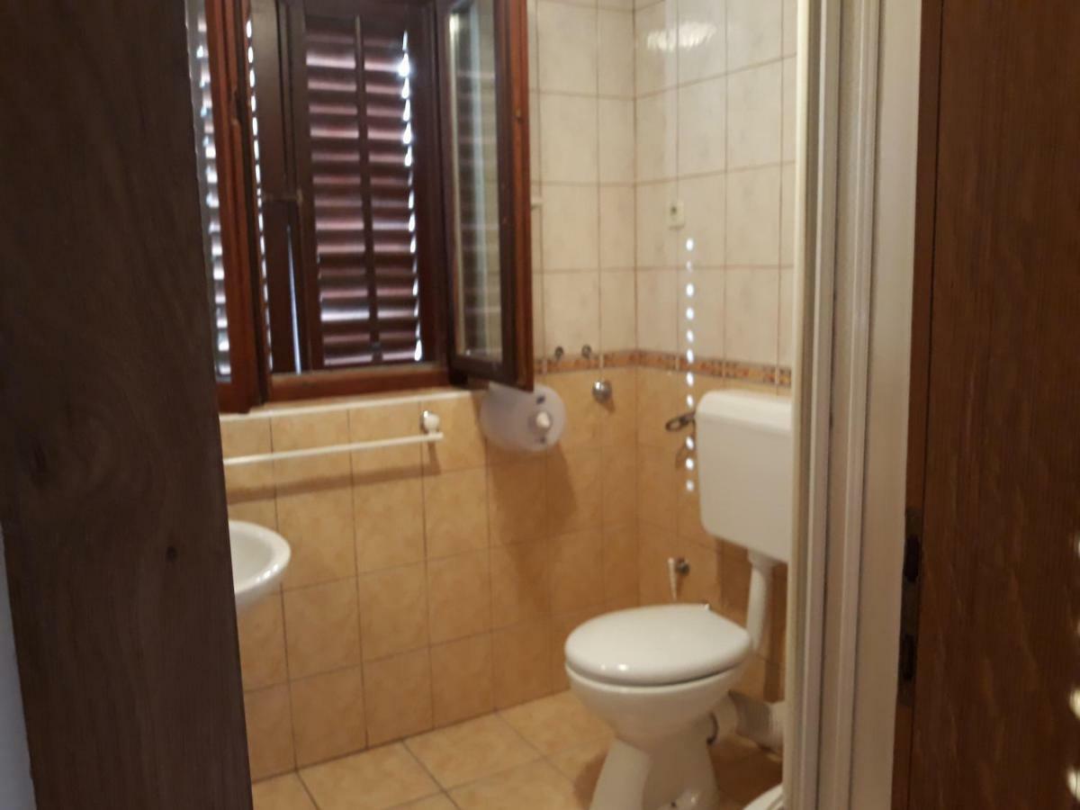San Lorenzo Lopar Dış mekan fotoğraf