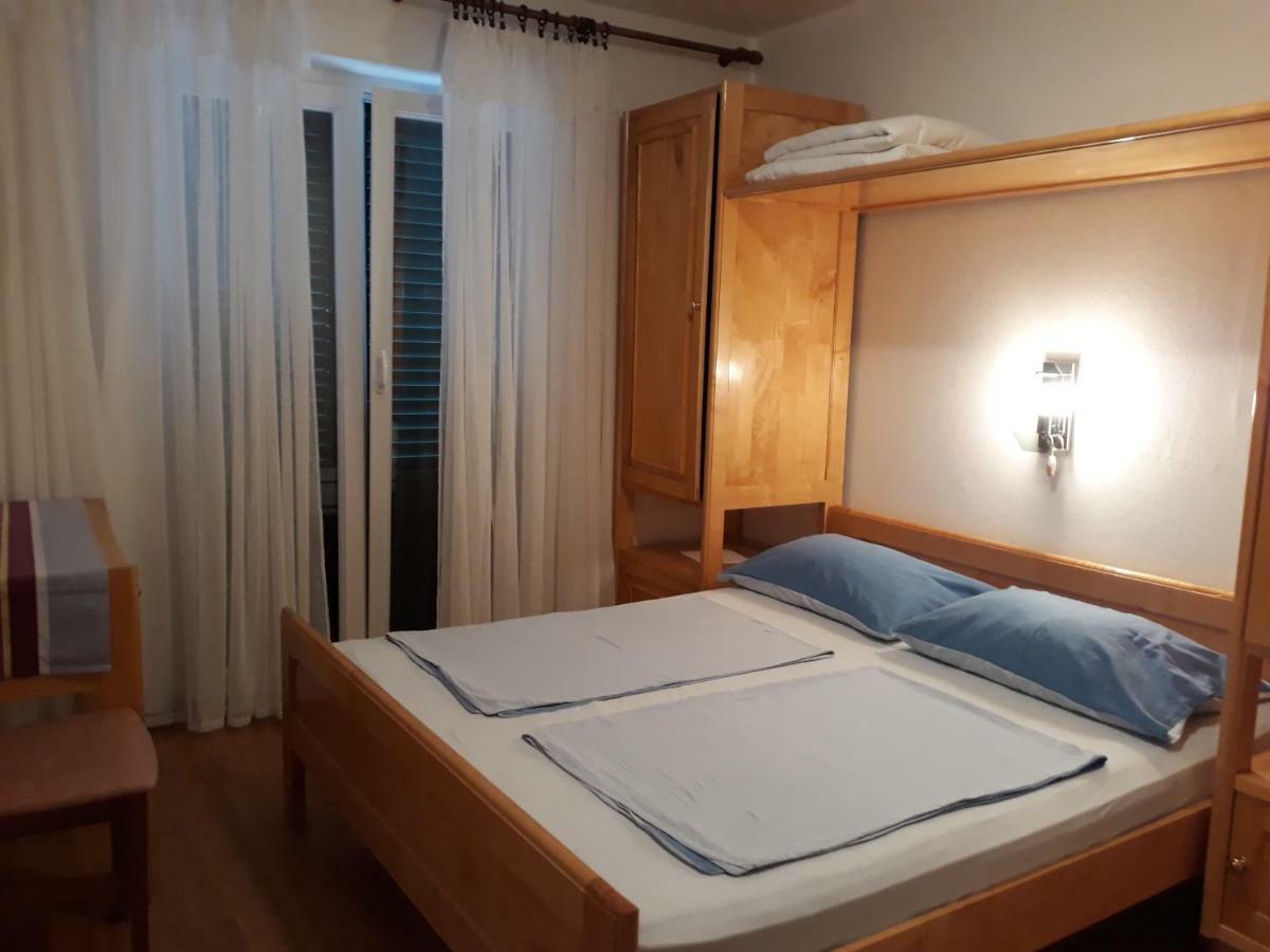 San Lorenzo Lopar Dış mekan fotoğraf